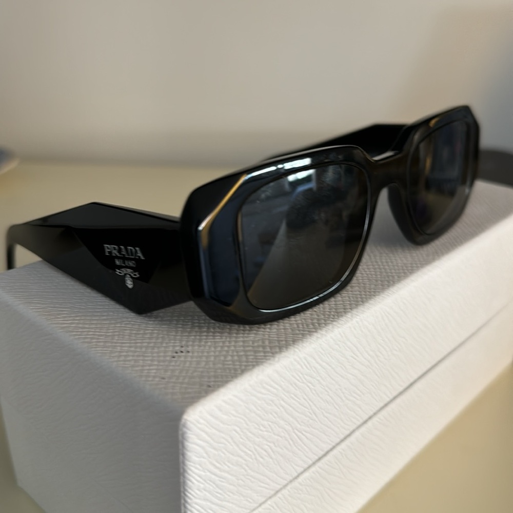 Prada PR 17WS Sunglasses